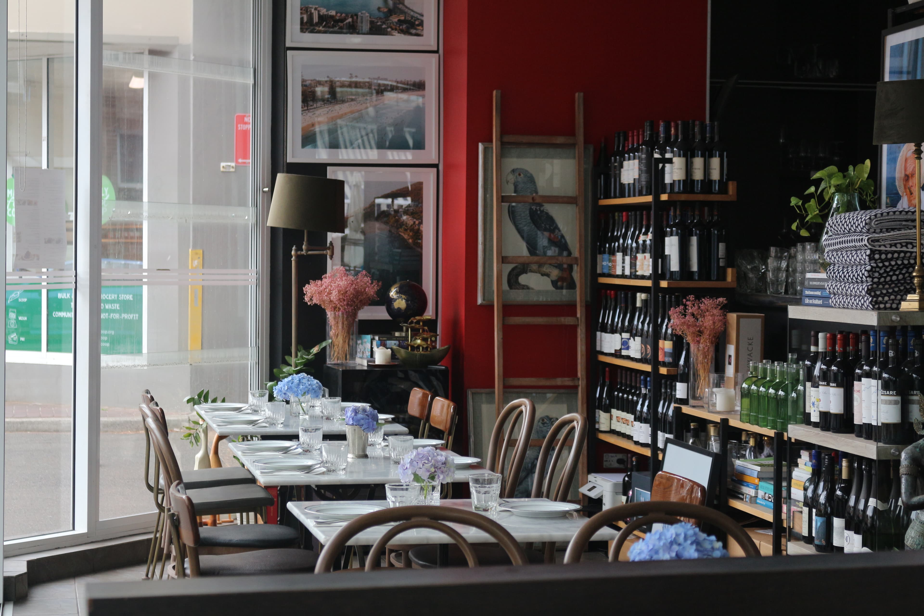 Yok Thai dining room